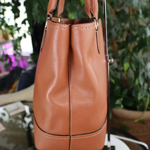 Kate Spade EUC Beautiful Pebble Leather Tote - Picture 4 of 16